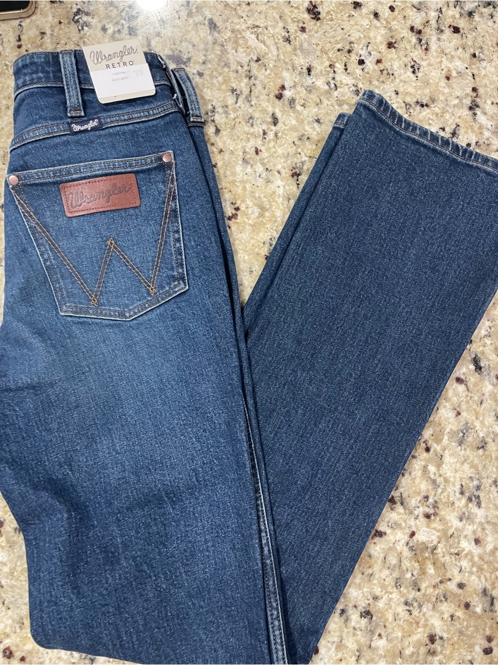 Wrangler Retro Women’s Straight Leg Jeans in Dark Blue